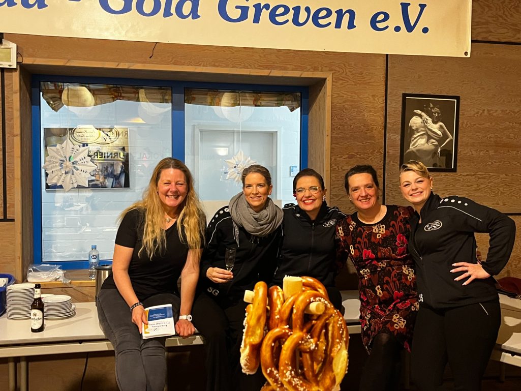 Anja, Susanne, Nicole, Doro, Anika, Brezel