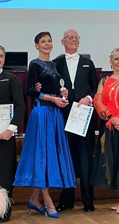 Bärbel und Helmut Schwab, MAS IV S